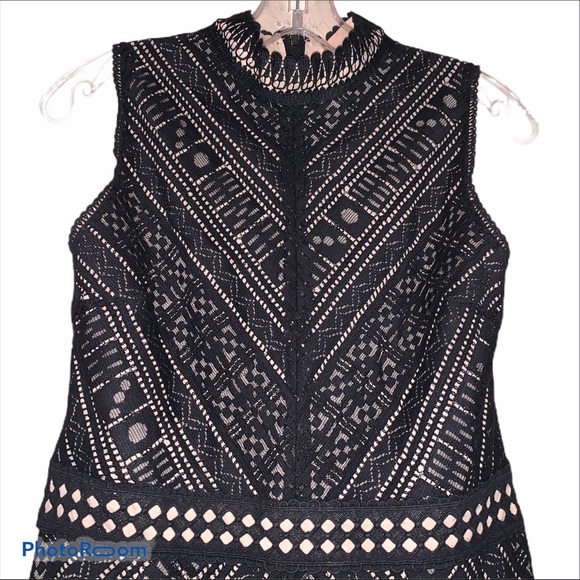 ❌SOLD❌ Anthropologie Medium Bella Lace Minidress - Picture 5 of 12